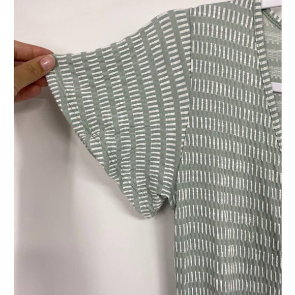 Caution to the Wind Green White Striped Short Sleeve Stretchy Dress NEW Small - Picture 4 of 10